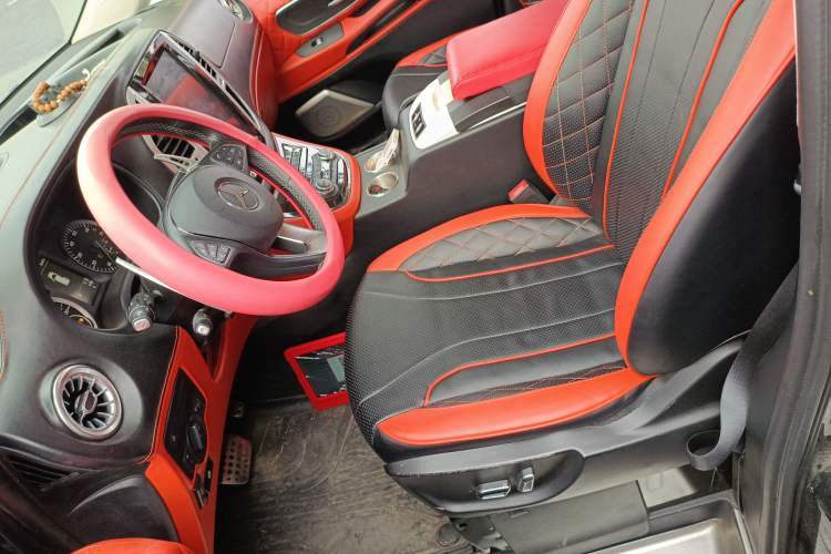 Used Mercedes-Benz Vito 2018 2.0T Business Version China VI Emission Standard