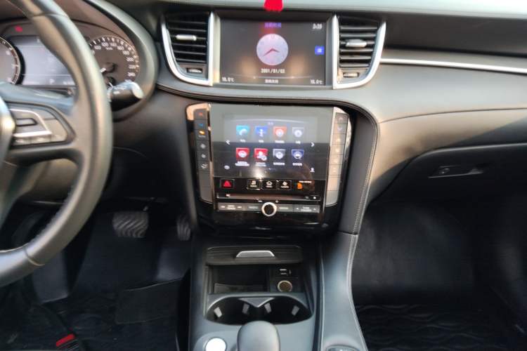 Used Infiniti QX50 2018 2.0T Two-Wheel-Drive Elite Edition