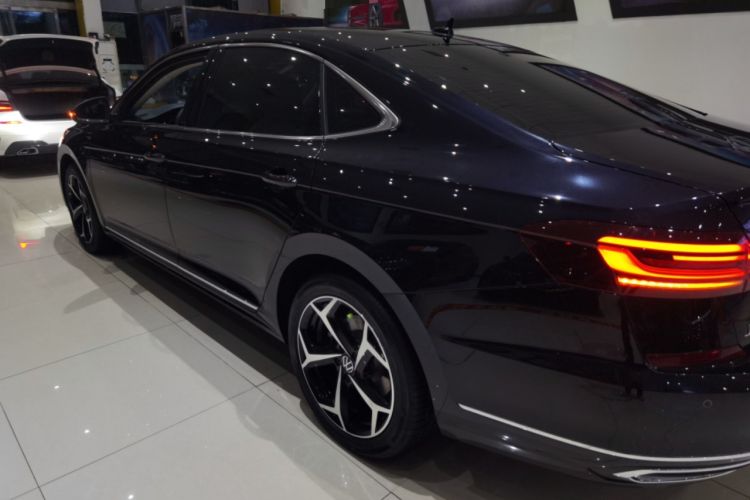 Used Volkswagen Passat 2024 330TSI Starry Elite Edition