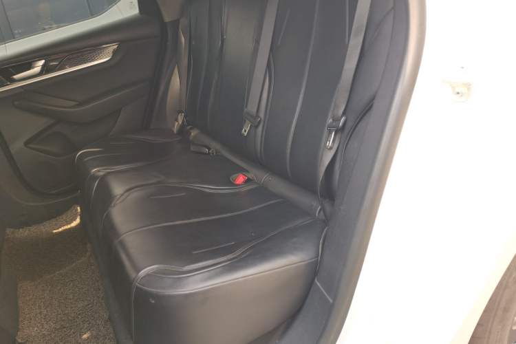 Used BYD Qin PLUS 2021 EV 420KM Commuter Edition
