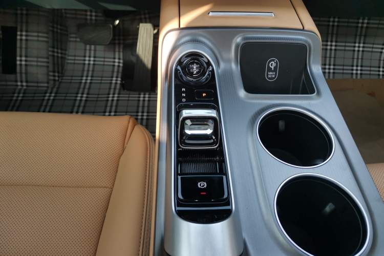 Used GAC Trumpchi E8 New Energy 2024 150km MAX Gear Lever