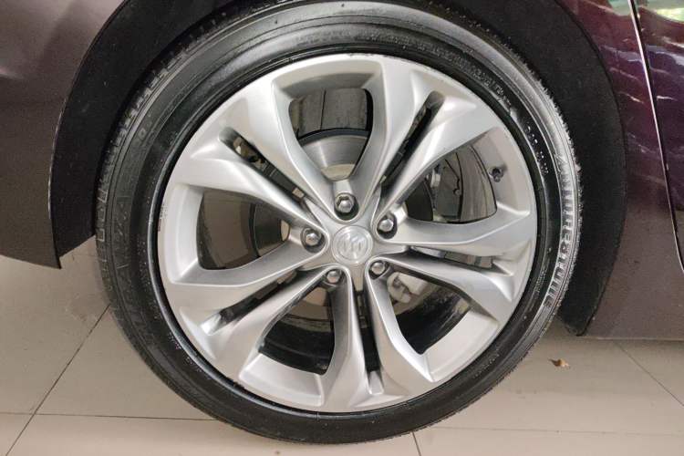 Used Buick LaCrosse 2021 Avenir Avia First-Edition Model