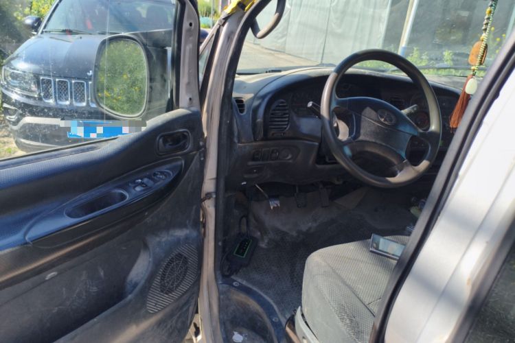 Used JAC Group Refine 2015 2.0L Shuttle Gasoline Long-Wheelbase Comfort Version HFC4GA3-3D Driver Seat