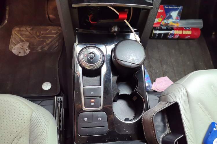 Used Ford Escape 2020 EcoBoost 245 Four-Wheel Drive Luxury Edition