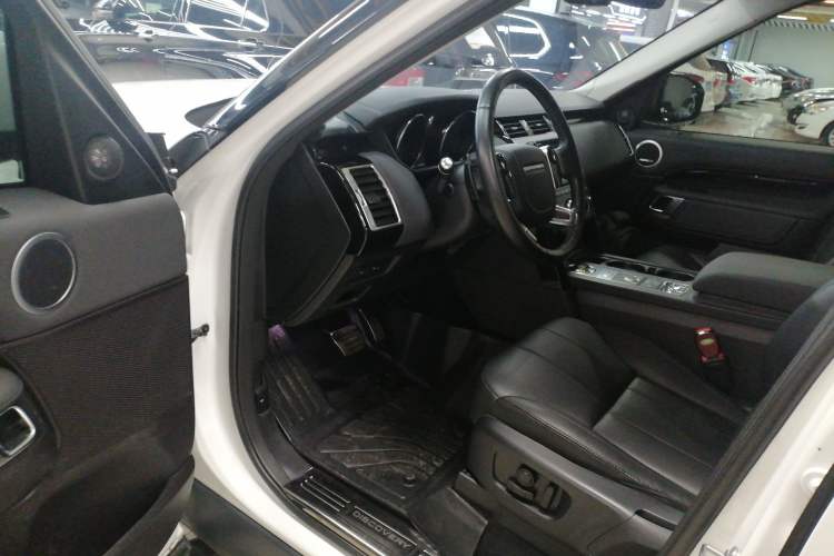 Used Land Rover Discovery 2019 3.0 SC V6 SE
