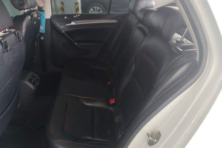 Used Volkswagen Golf 2016 230TSI Automatic Comfort Version Left Rear Seat