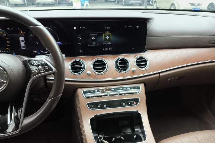 Used Mercedes-Benz E-Class 2022 Updated E 260 L