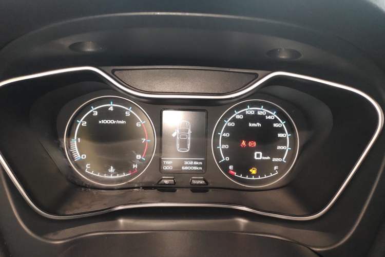 Used Geely Auto Vision X6 2016 1.8L Manual Luxury Model