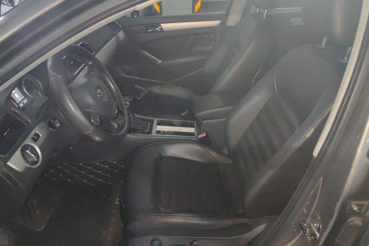 Used Volkswagen Passat 2014 1.8TSI DSG Prestige Edition
