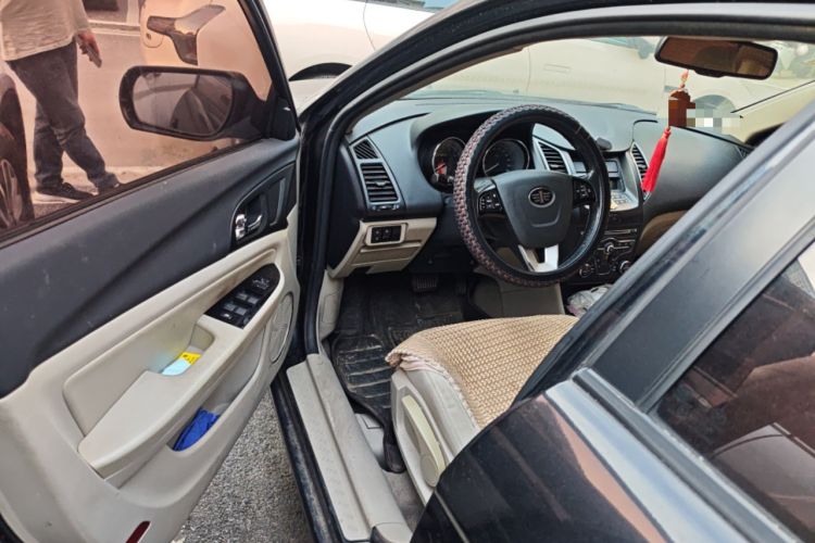 Used Bestune B50 2013 1.6L automatic luxury version