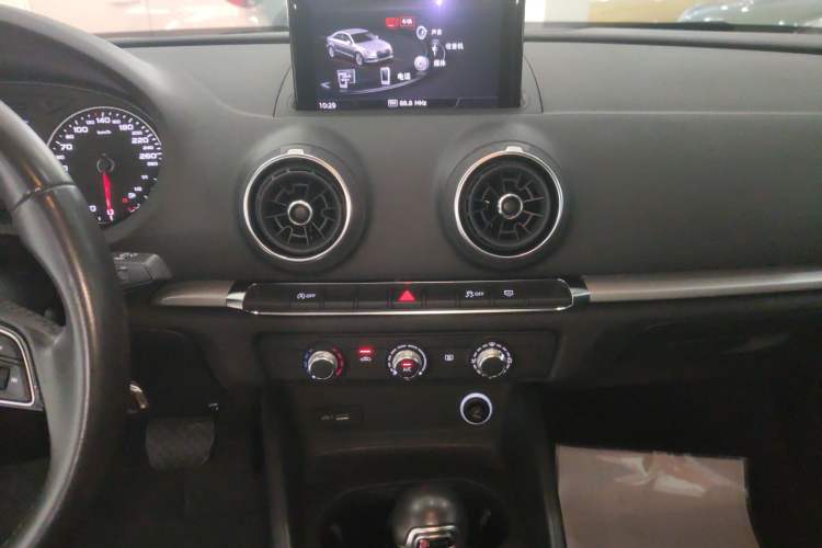 Used Audi A3 2018 30th Anniversary Edition Limousine 35 TFSI Ambition Model