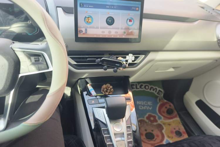 Used BYD Yuan Pro 2021 401 km Deluxe Version Audio And AC Panel