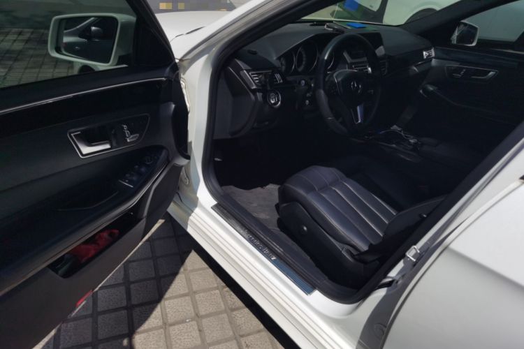 Used Mercedes-Benz E-Class 2015 E 260 L Sport & Fashion Model