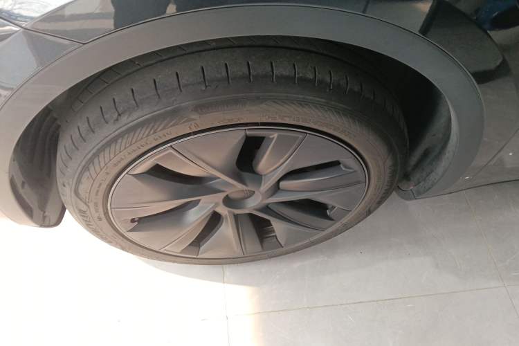 Used Tesla Model Y 2024 Rear-Wheel-Drive Version