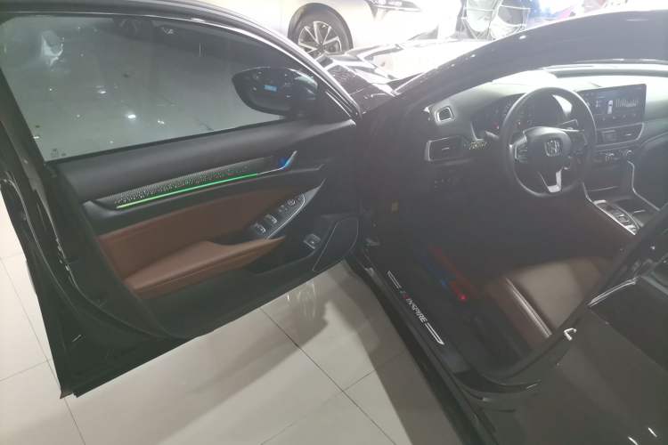 Used Honda Inspire 2022 Rui Hybrid 2.0L Jingzhi Edition Driver Seat