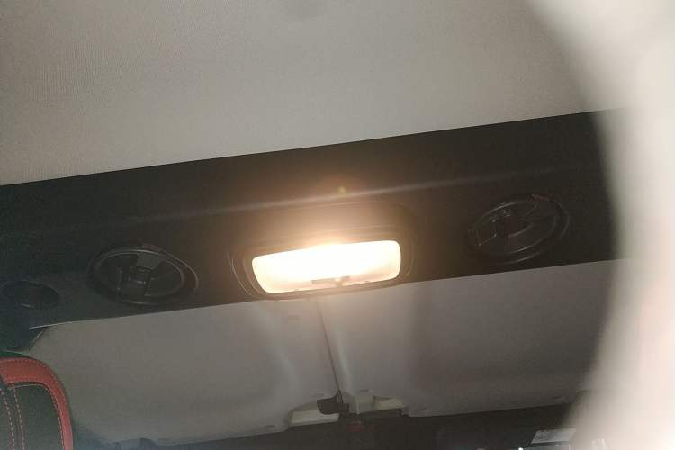 Used BAIC Off-Road BJ40 2023 2.0D Automatic Four-Wheel Drive Blade Hero Edition Adventurer Type
