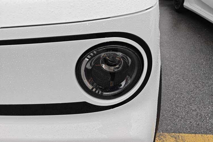 Used Geely Galaxy Panda 2025 210km Panda Kart Left Front Headlight