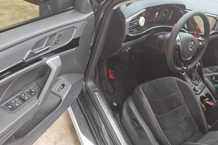 Used Volkswagen Tayron 2020 380TSI Four-Wheel Drive Luxury Connect Pro Edition Driver Seat