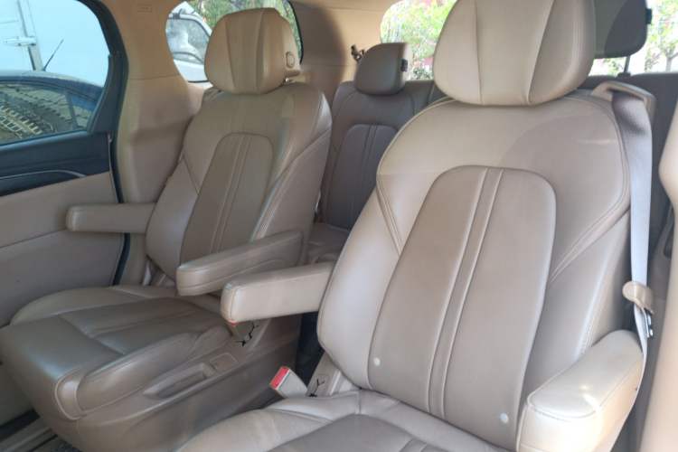 Used Buick GL8 2021 ES Land Cruiser 653T Luxury Edition Left Rear Seat