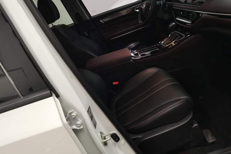 Used GAC Trumpchi M6 2023 PRO 270T DCT Luxury Edition Right Front Seat