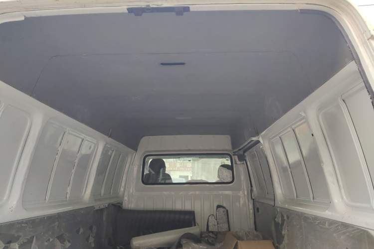 Used JMC Transit 2017 2.8T Commercial Version Long Wheelbase Mid-Roof 3-Seater JX493
