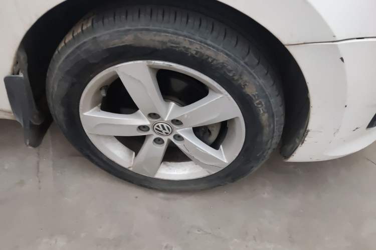 Used Volkswagen Santana 2013 1.6L Automatic Comfort Edition
