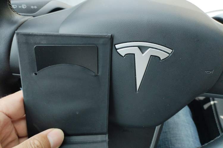 Used Tesla Model Y 2023 Long-Range All-Wheel-Drive Version