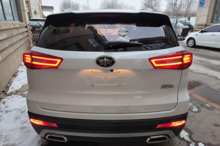 Used FAW Senya R9 2018 1.2T Automatic Luxury Smart Edition
