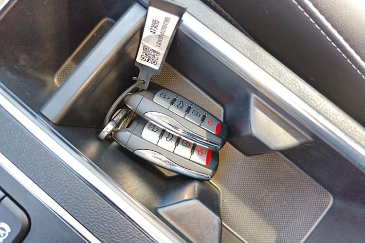 Used Haval M6 2021 PLUS 1.5T Manual Luxury Smart Connectivity Model Vehicle Key