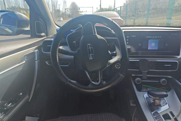 Used Geely Auto Coolray 2023 1.5T DCT Platinum Edition