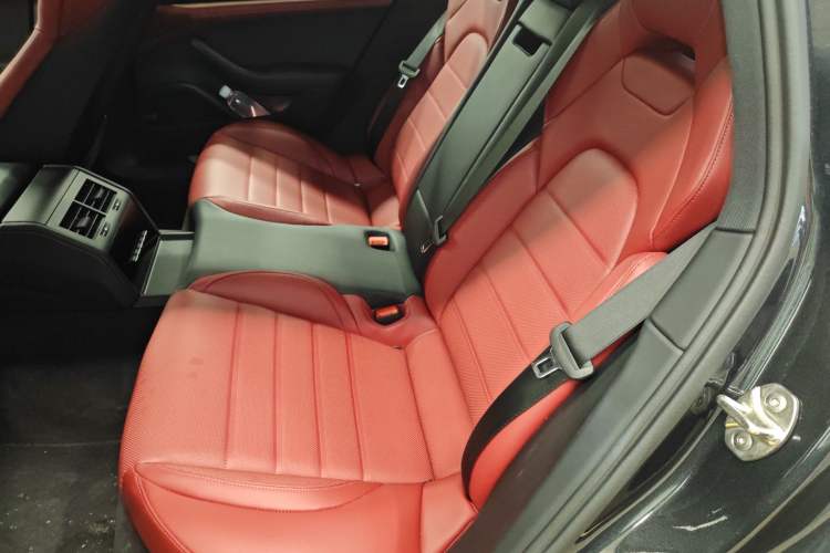 Used Porsche Panamera 2024 Panamera 2.9T Left Rear Seat