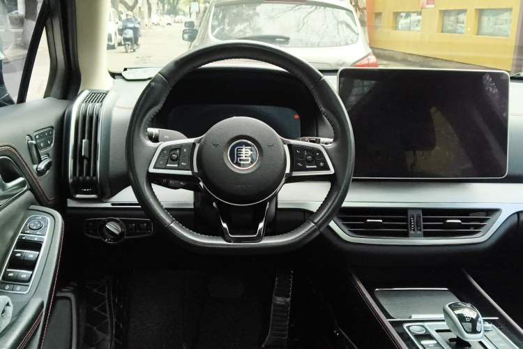 Used BYD Tang New Energy 2019 DM 2.0T All-Wheel Drive Connected Innovation Edition 7 Seats China VI Standard