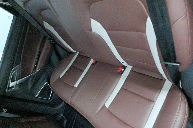 Used Geely Auto Emgrand X7 Sport 2022 1.8TD DCT Zhiya Trim Left Rear Seat