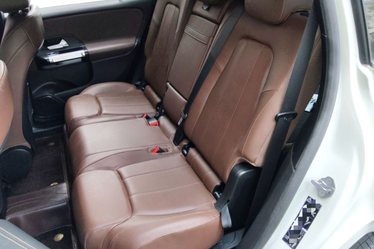 Used Mercedes-Benz GLB 2022 GLB 220 Fashion Model Interior 4