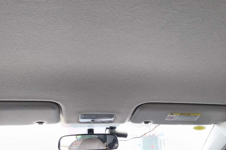 Used Kia kx1 Stonic 2019 1.4L Manual Fun Edition China VI Standard