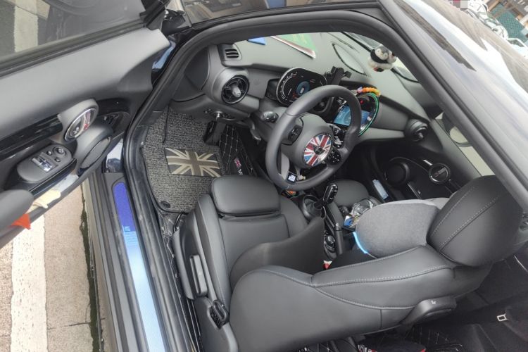 Used MINI 2023 1.5T COOPER Midnight Escape Special Edition
