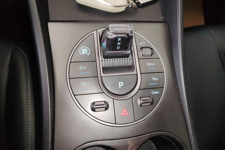 Used BYD Seal 05 DM-i 2025 DM-i Smart Drive 55KM Luxury Model Gear Lever