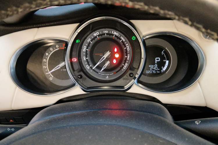 Used DS 3 2012 1.6L Supreme Edition
