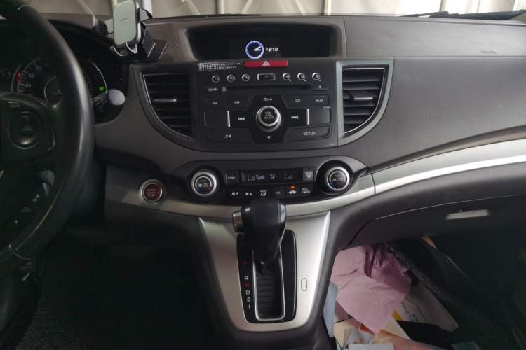 Used Honda CR-V 2013 2.4L two-wheel drive luxury version Audio And AC Panel