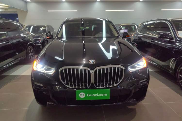 Used BMW X5 2020 xDrive30i M Sport Package Front