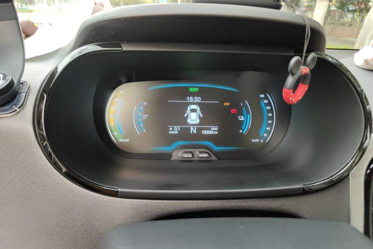 Used Chery Little Ant 2022 Sweet Pink Edition Full-Sugar Version Lithium Iron Phosphate 30 kW 301 km
