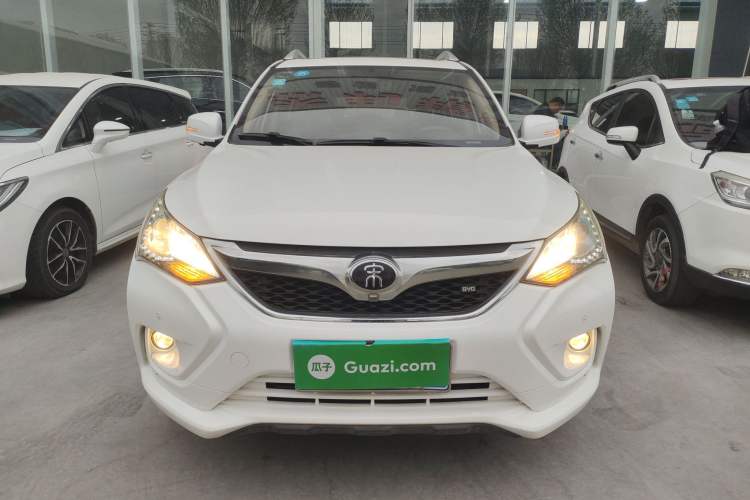 Used BYD Song 2016 GaiShi Edition 1.5TI Manual Elite Model Front