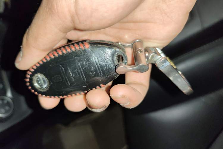 Used Nissan Sylphy 2019 1.6XV CVT Smart Connect Luxury Edition China VI Standard Vehicle Key