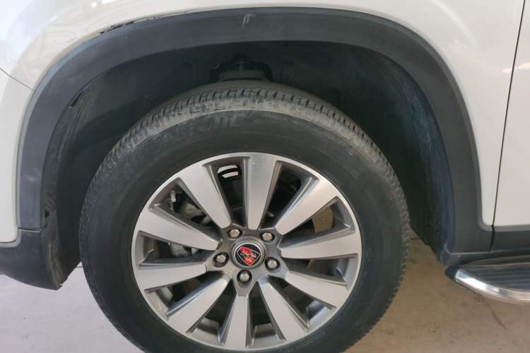 Used Roewe RX8 2019 30T Smart Connectivity Two-Wheel Drive Supreme Flagship Edition