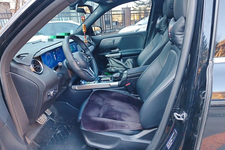 Used Mercedes-Benz GLB 2022 Second Facelift GLB 200 Fashion Edition Left Front Seat