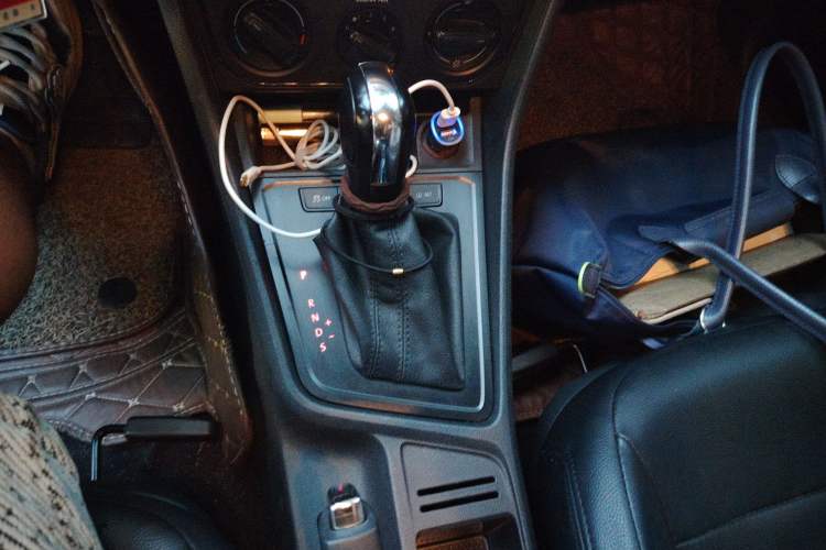 Used Volkswagen Gran Lavida 2015 1.6L Automatic Fashion Edition
