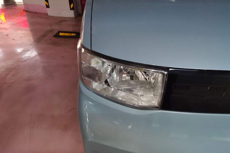 Used Wuling Hongguang MINIEV 2022 Easy Version Lithium Iron Phosphate