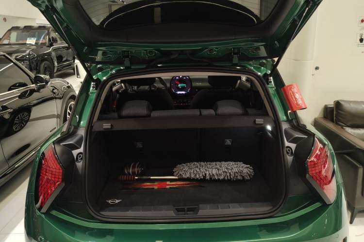 Used MINI Electric MINI COOPER 2024 456km COOPER E Classic Edition
