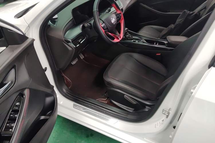 Used Buick Verano 2022 Pro GS Wind-Chasing Edition Driver Seat