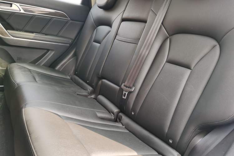 Used Haval H6 Coupe 2015 Blue Label 2.0T Manual Two-Wheel-Drive Elite Model